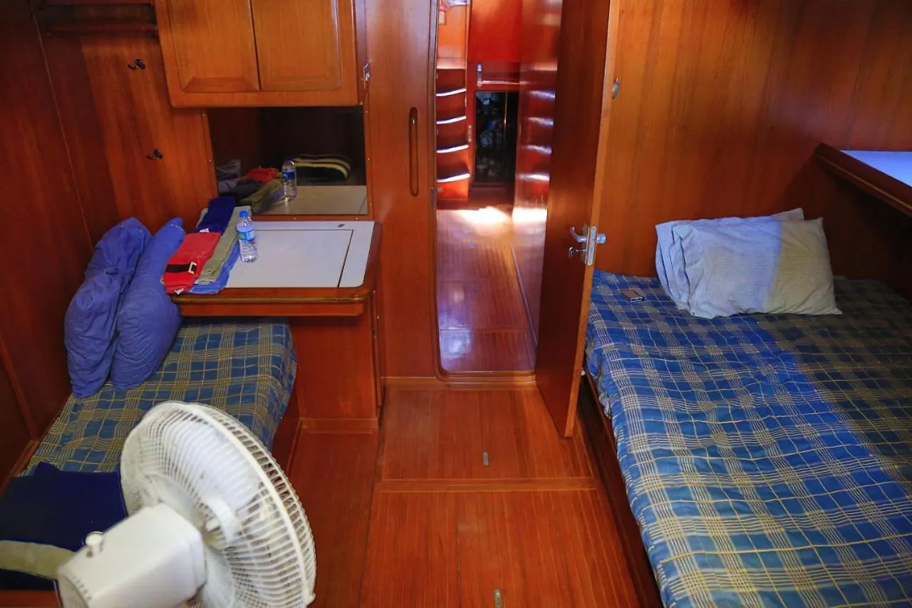 Hotel Serenity Boatel In San Juan Portoriko